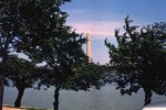The Washington Monument by Chet Smolski
